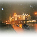 кукольный театр ночью